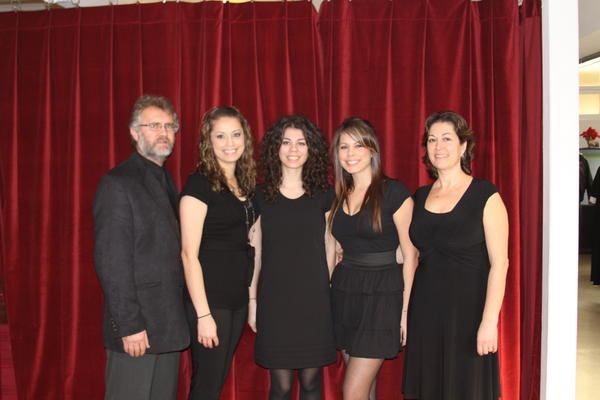 Parastas ridicat de familiile Alexe si Bazgu 080