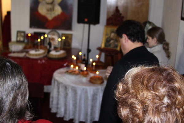 Parastas ridicat de familiile Alexe si Bazgu 008