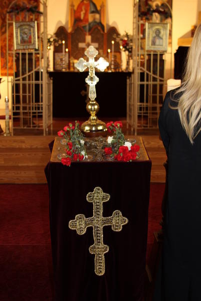 Duminica Sf.Cruci - A Treia din Post